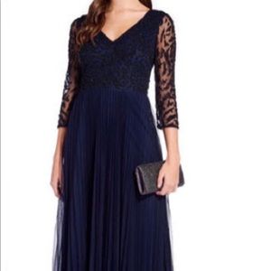 NWT Adrianna Papell formal dress in Navy.